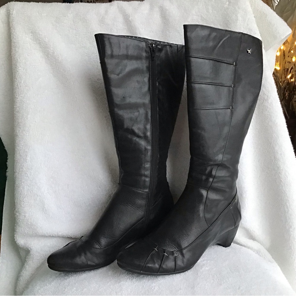 Pikolinos Brand Leather Boots